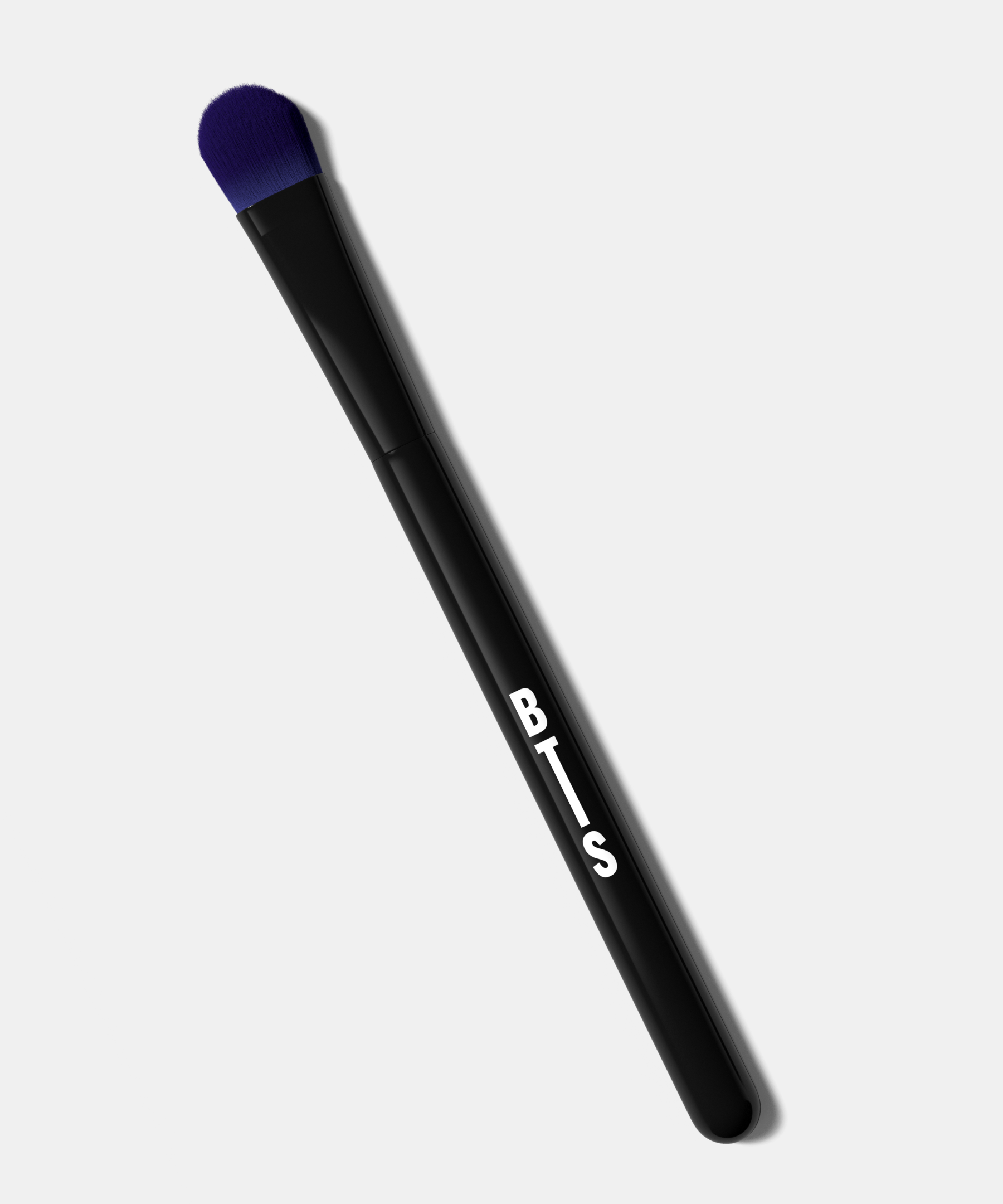 Angled Concealer Brush - F 08