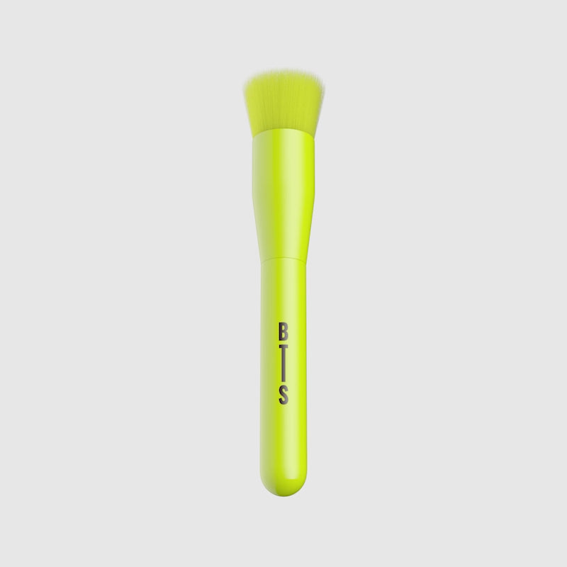 Pincel - Flat Kabuki Brush - F 04